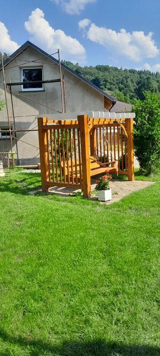 Mam do sprzedania huśtawkę czteroosobową biesiadną