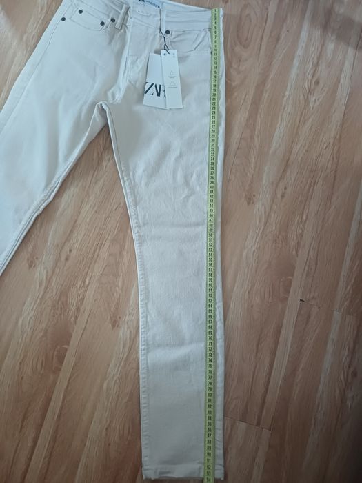 Джинси zara 36р. білі
