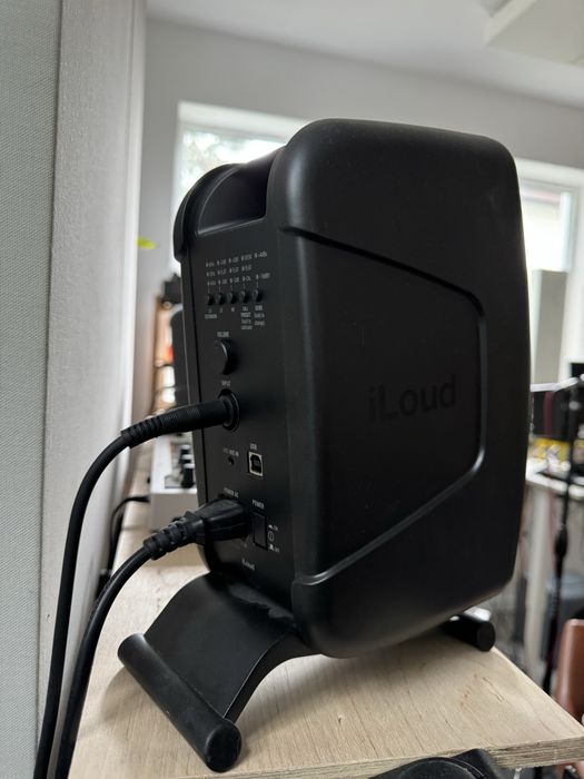 Monitory odsłuchowe iLoud MTM MK1