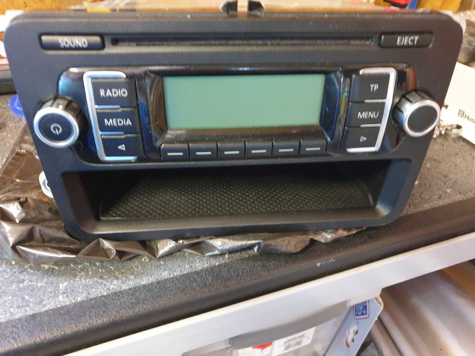 Oryginalne Radio Volkswagen CD/MP3 ULVWMP3