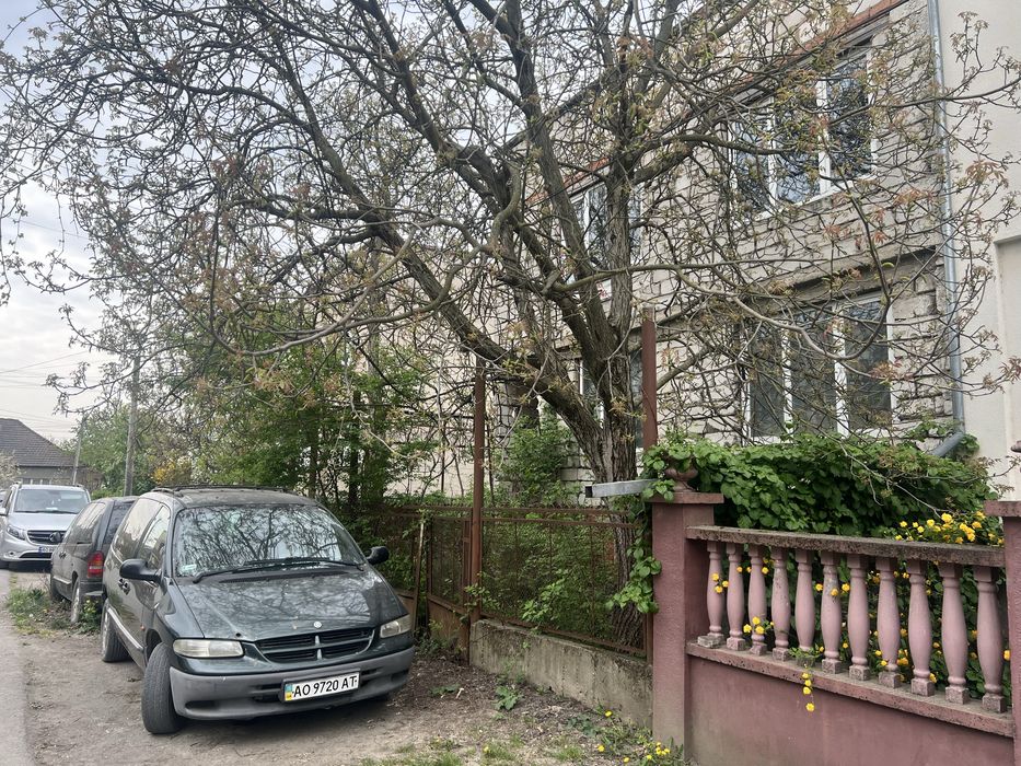 Продаж недобудови з комунікаціями у хорошому р-ні м. Виноградів
