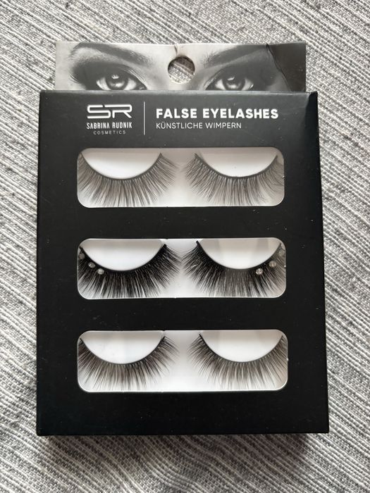 Sztuczne rzesy z klejem w zestaie