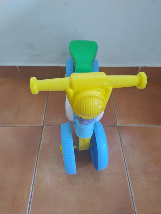 Moto de brinquedo para bebés dos 0 aos 3 anos