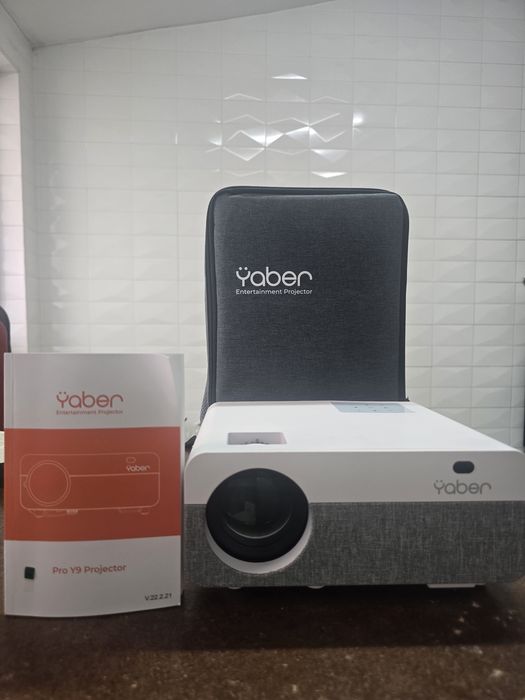 Vendo um projetor marca YABER Y9