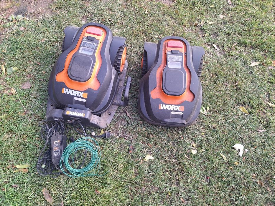 2x Robot Worx Landroid