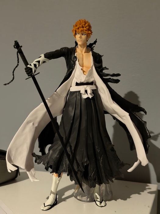 I Hugo figurka bleach