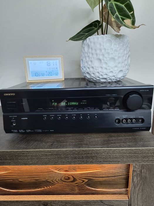 Amplituner Onkyo tx-sr 307