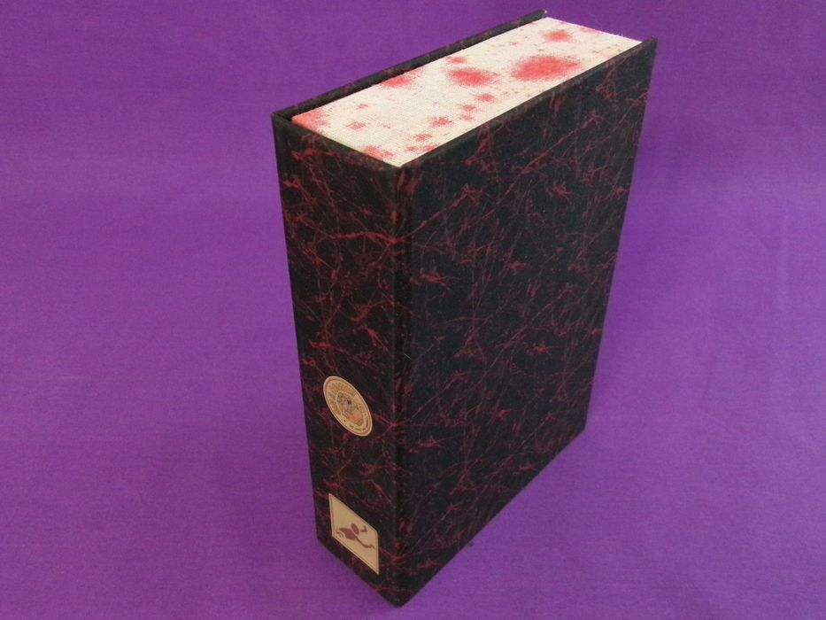 Caixa Clamshell Para Comics Formato Current Age. Edição Zombie.