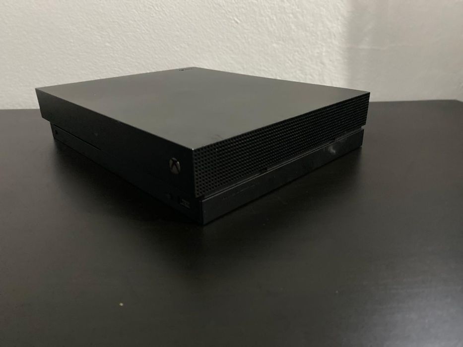 Consola XBOX One X