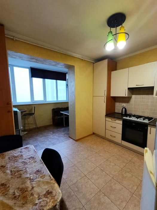 Оренда 1кімнатної Озерна Лісогринівецька