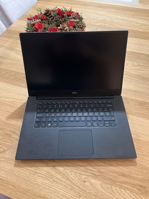 Laptop Dell XPS uszkodzony