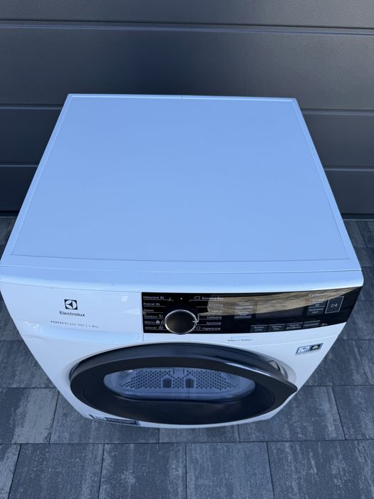 Suszarka Electrolux CycloneCare 900 MEW9H28M8BP