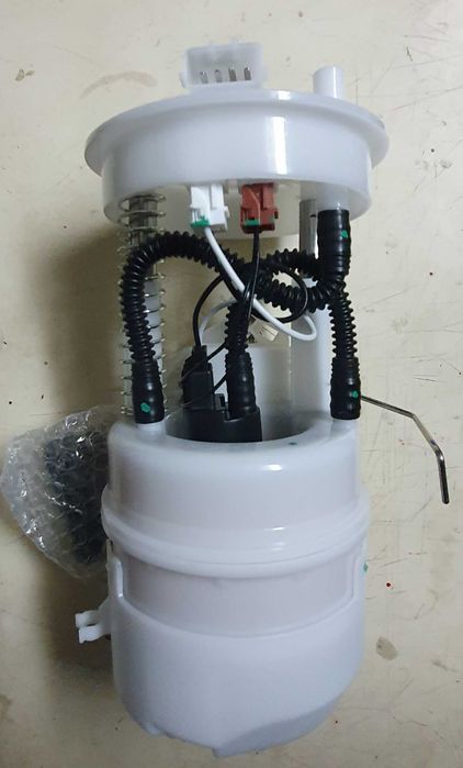 Бензонасос в сборе, датчик топлива ниссан Икс-Трейл, Кашкай, Альмера