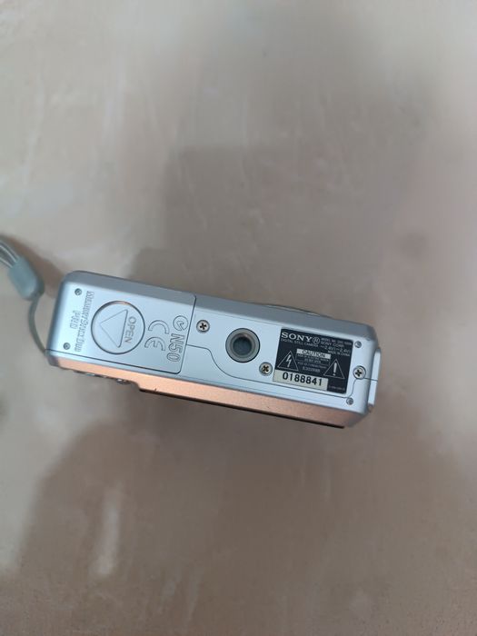 Aparat Sony Cyber-shot DSC-S500
