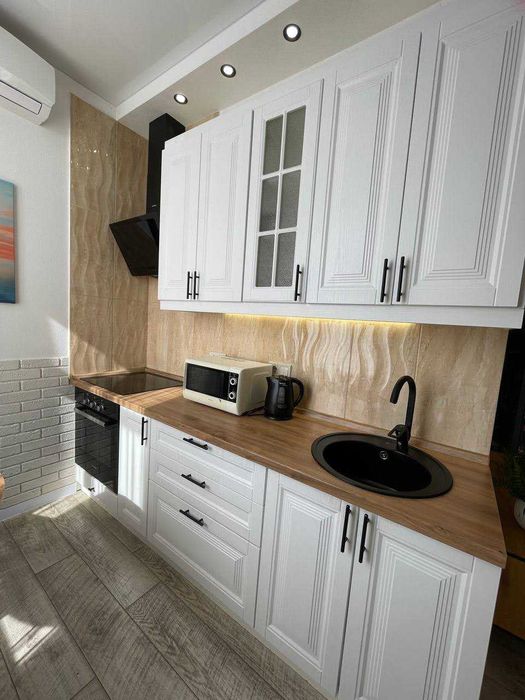 Однокомнатная квартира посуточно в Аркадии. Одесса. бесплатный паркинг