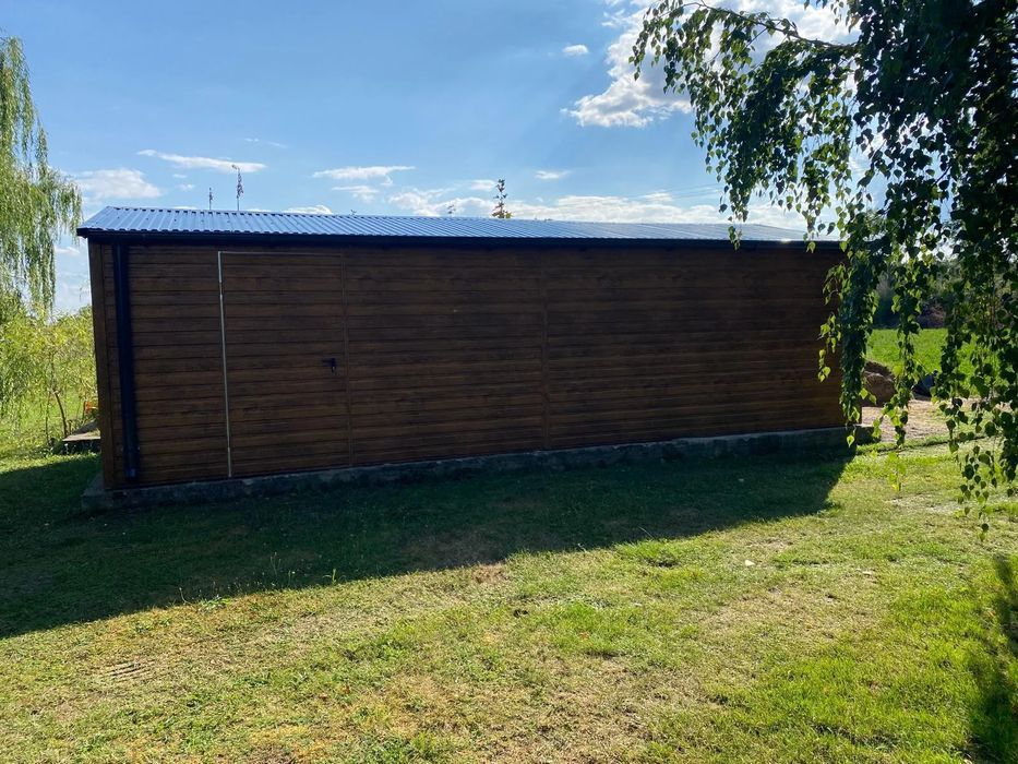 Garaż jednostanowiskowy 4x8 m Dach dwuspadowy, Brama uchylna, Drewnopo