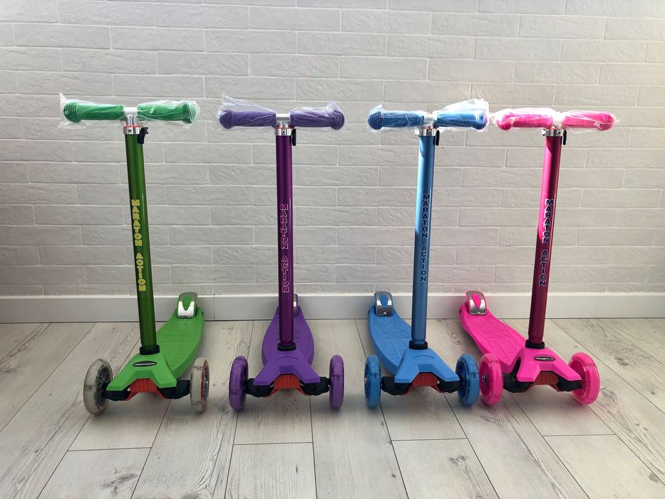 Трехколесный самокат макси Maraton Action maxi однотонный фиолетовый