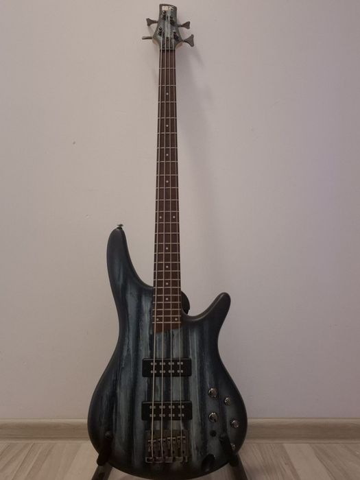 Sprzedam gitarę basowa
