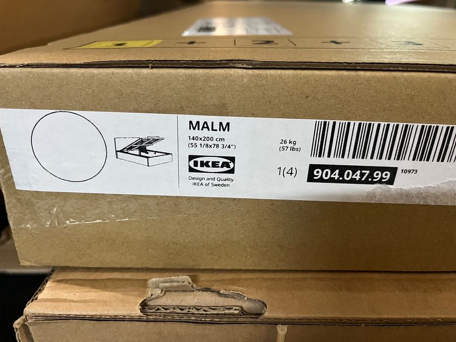 Ikea MALM
Łóżko z pojemnikiem, biały, 140x200 cm