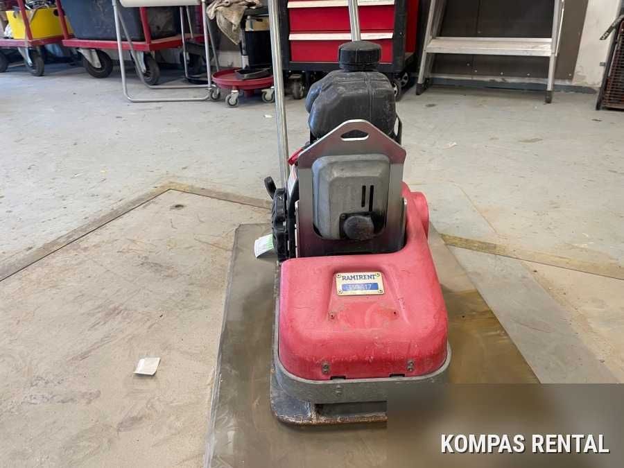 Zagęszczarka gruntu Swepac F50