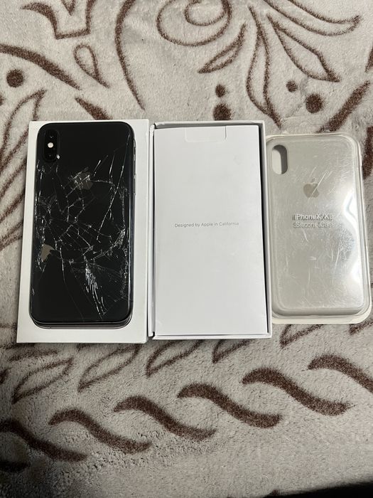 Продам iphone xs 64gb