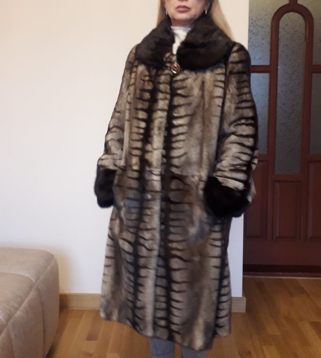 Шуба-пальто з хутра норки