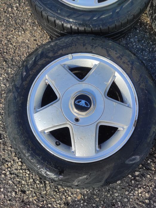 Jantes especiais 14 4x100 C/Pneus 175/65 Honda Nissan Opel Toyota