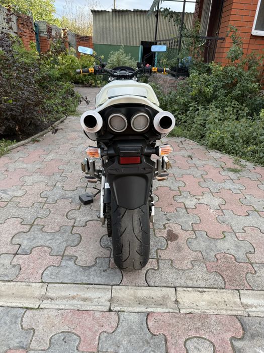 Мотоцикл Suzuki GSR400 рестайлінг