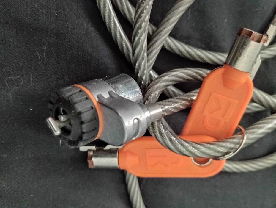 Cabo de segurança Kensington MicroSaver com chave