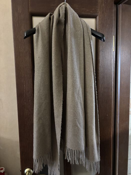 Шарф палантин Mango.