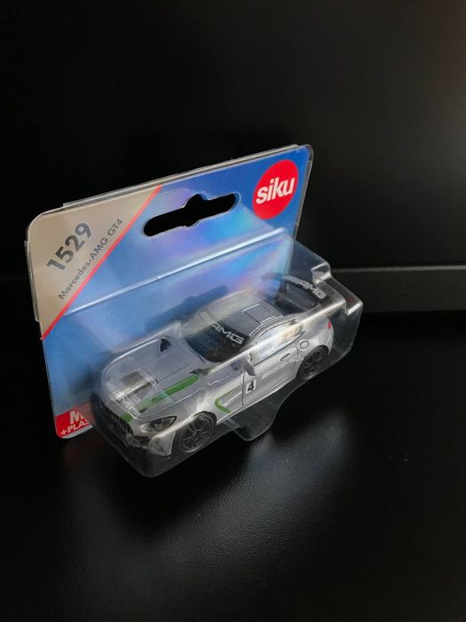 Машинки Hotwheels