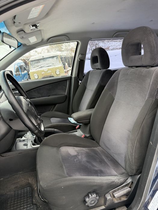 Mitsubishi Outlander 2.0 газ/бензин 4*4 механика 2007 года