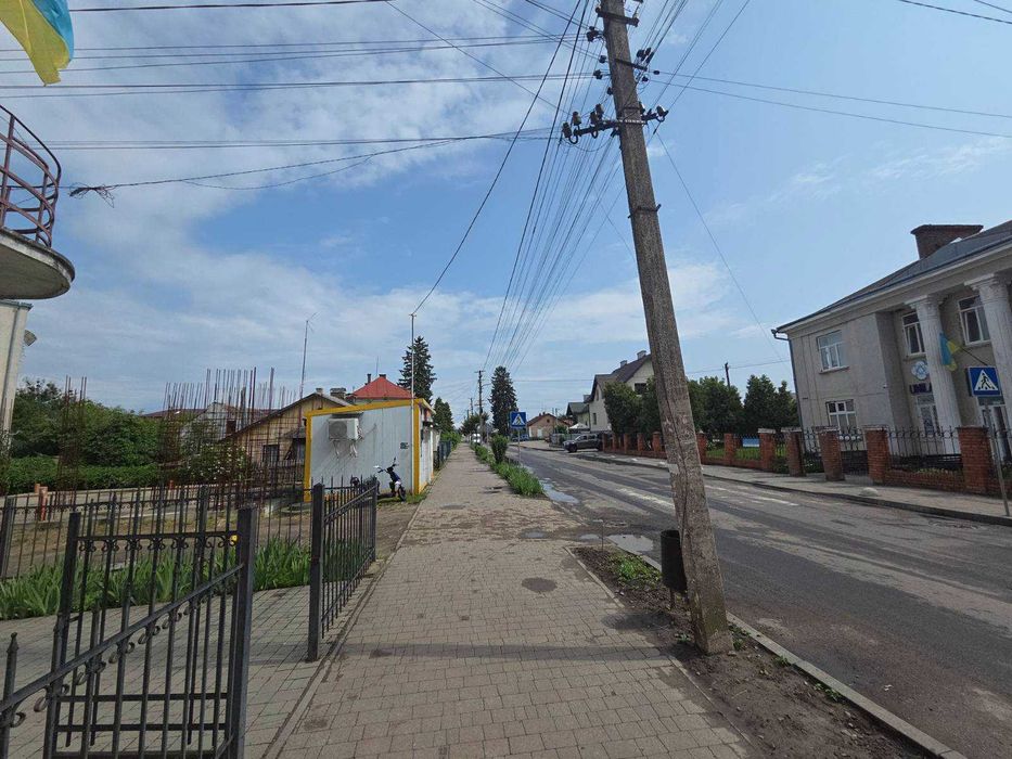 Нежитлове приміщення навпроти Поліклініки, м. Кам'янка-Бузька