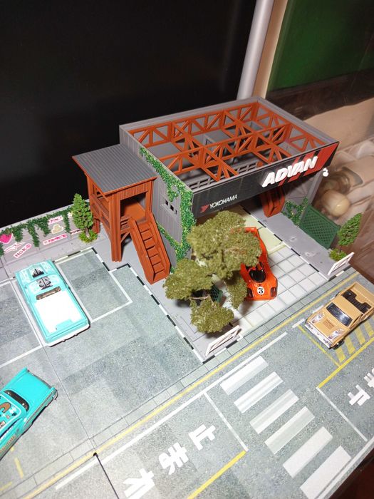Diorama 1/64 Magic City Yokohama Advan