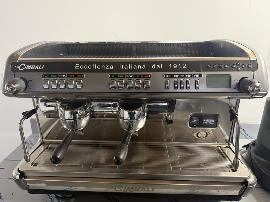 Maquina de café la cimbal M39 fazemos instalação