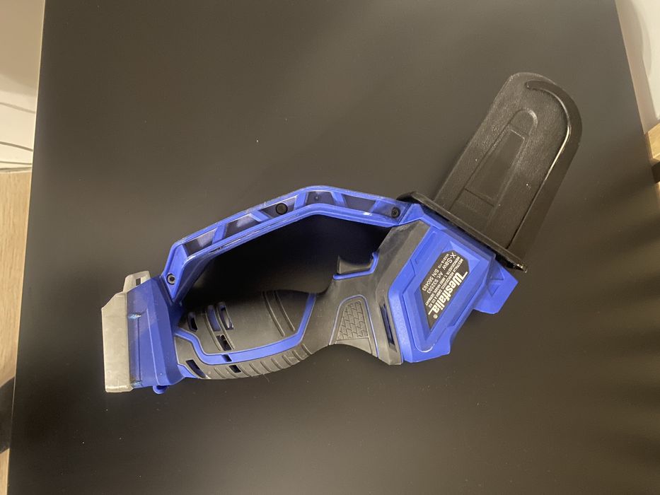 Piła łańcuchowa Westfalia na akumulatory Parkside