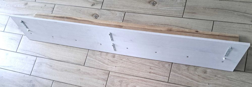 Półka wisząca 150x20 złożona