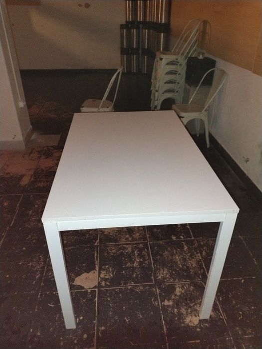 Mesa extensível como nova