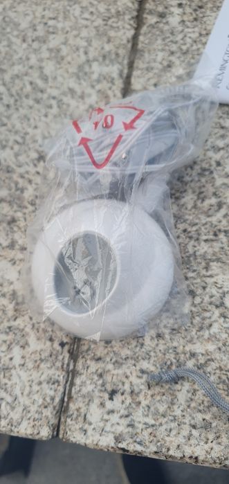 Vendo depiladora para senhora da marca REMINGTON.