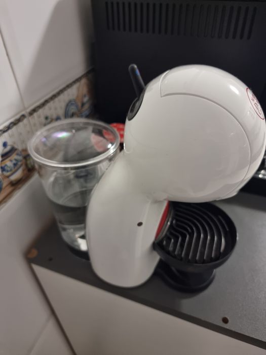 Maquina de cafe dolce gusto