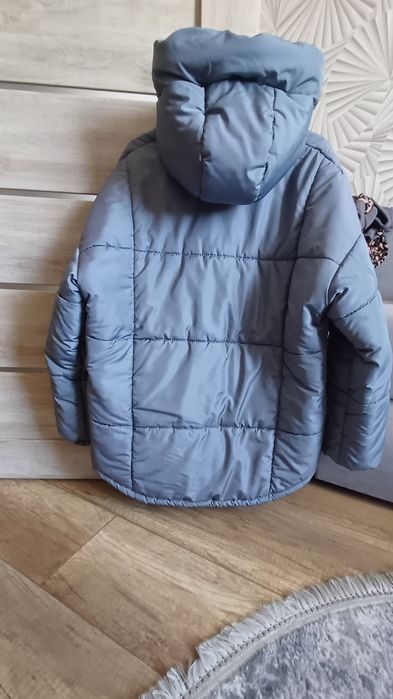 Женская зимняя курточка