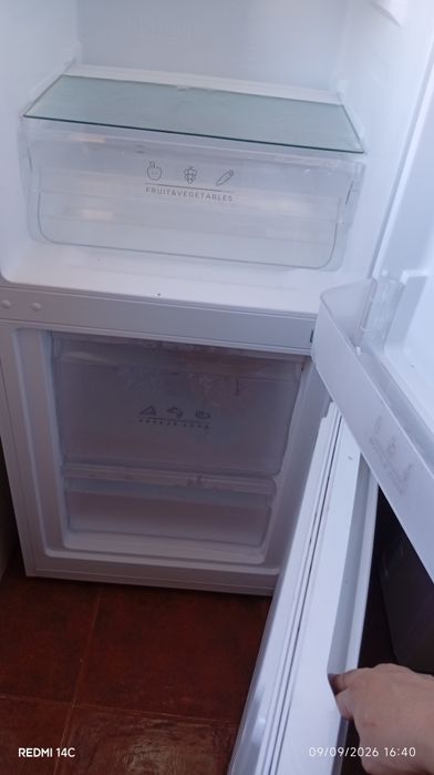 Frigorífico novo