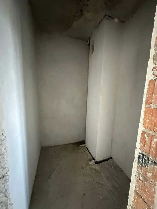 Продається  1  кімнатна квартира