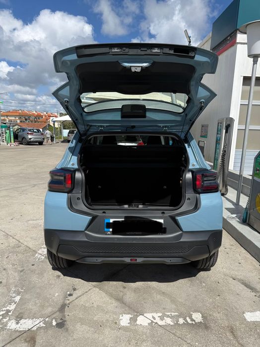 Carro como novo poucos quilometros e com pouco uso nao aceito retomas