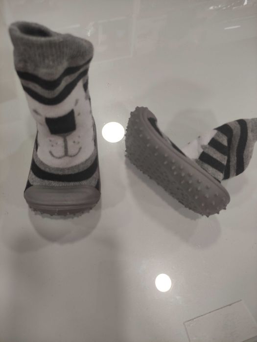 Meia / sapatilhas para crianças