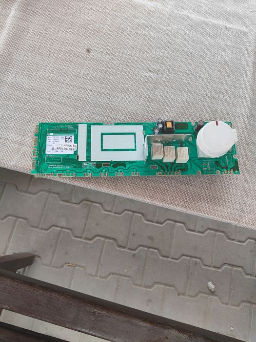 Silnik i programator i drzwiczki do pralki MPM 5614