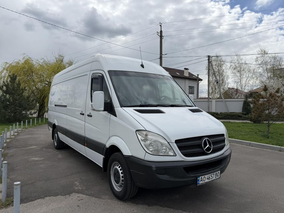 Мерседес Спринтер  2011 года