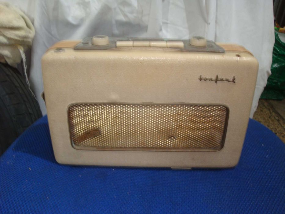 radio transístor clássico