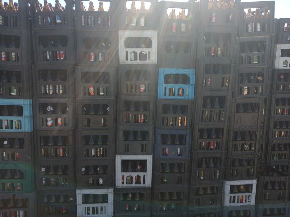 Покупаю вторсырьё (макулатура, полимеры, бутылка пэт и т.д.)