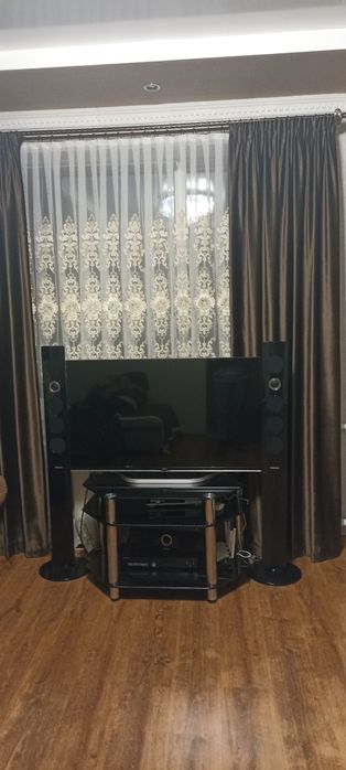 Продам шикарну нову готову пошиту тюль з 3д вишивкою і бархатом